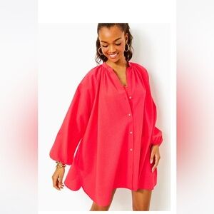 Runs VERY generous. Could fit an XL.